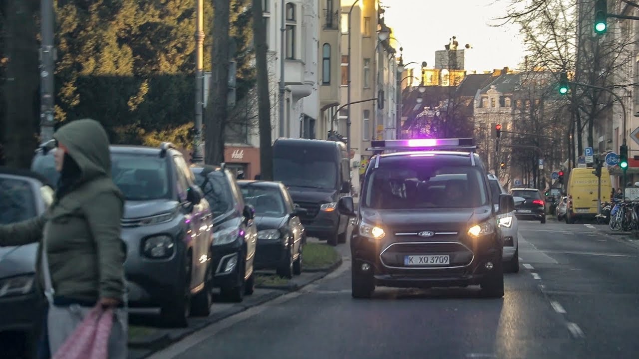 Helping-autonomous-vehicles-to-communicate-with-pedestrians