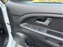 KIA Venga 4 Isg 1.6i 5 door registration number:HT17VVB Pic ID:30